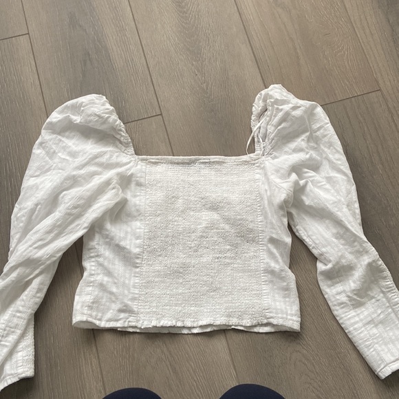 White crop top - Picture 3 of 3